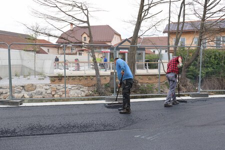 ASFALTIRANJE CESTE NA JEZERO 05 FOTO LJUBO VUKELIČ